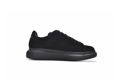 Alexander McQueen Triple Black 553761WHV671000 02