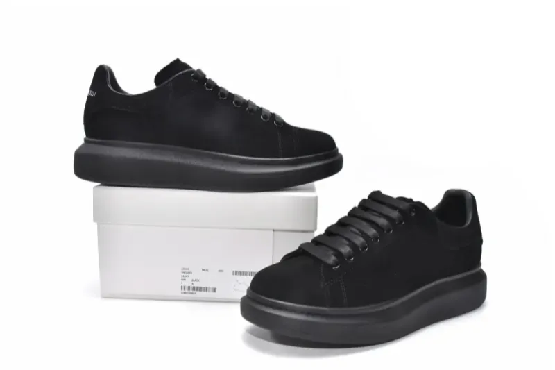  Alexander McQueen Triple Black rep