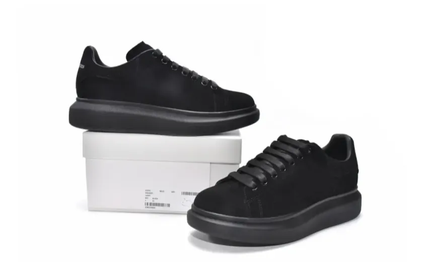  Alexander McQueen Triple Black rep