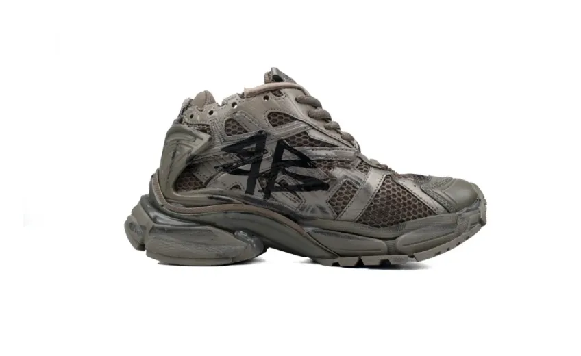 Balenciaga Runner Sneaker Black Brown  rep