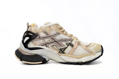 Balenciaga Runner Beige Black White 677403W3RB39891 02