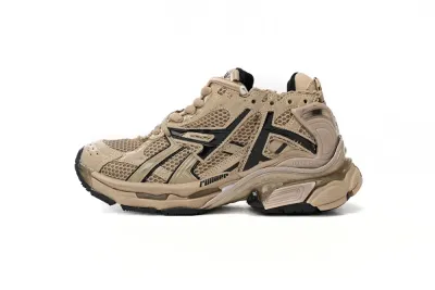 Balenciaga Runner Dark Brown 677402 W1RA8 0125 01
