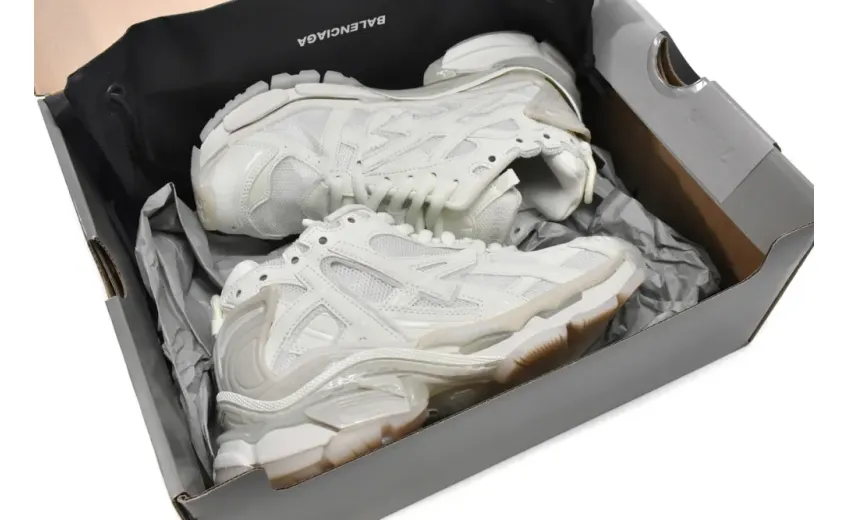 rep Balenciaga Runner White Glow In The Dark