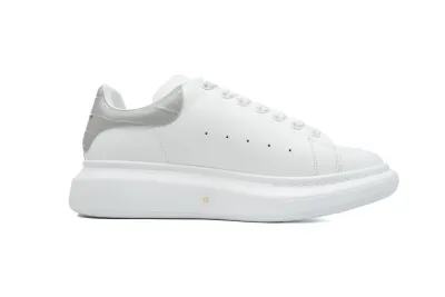 Alexander McQueen Oversized Sneaker Gray Stone Texture Heel 02