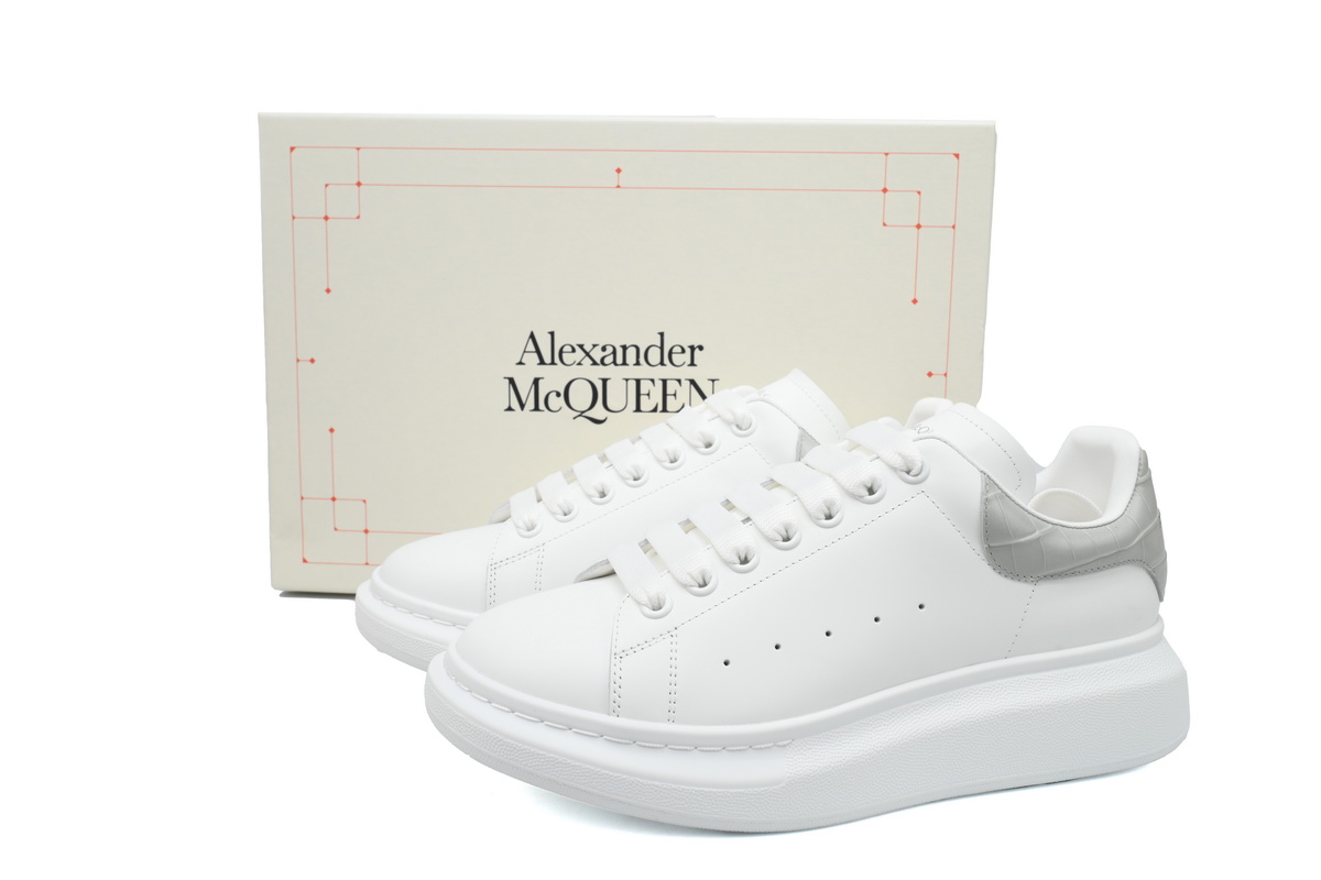 Alexander McQueen Oversized Sneaker Gray Stone Texture Heel