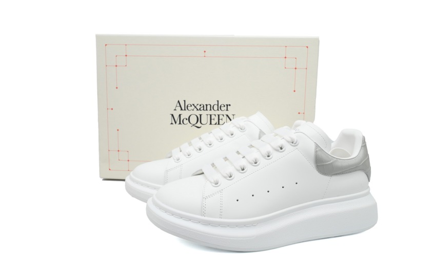 Alexander McQueen Oversized Sneaker Gray Stone Texture Heel