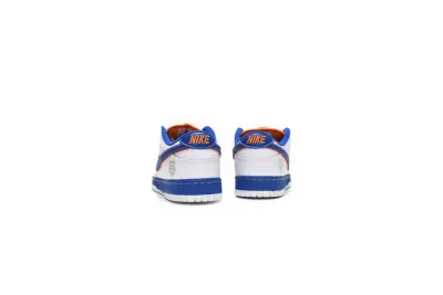 Nike Dunk Low Pro SB Medicom 304292-142 02
