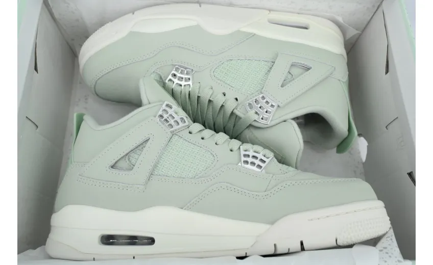 Air Jordan 4 Retro 'Abundance / Seafoam'HV0823-003