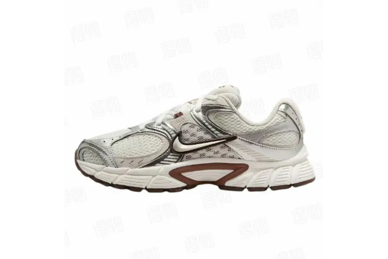 Nike V5 RNR 'Sail Fauna Brown' HQ7901-102