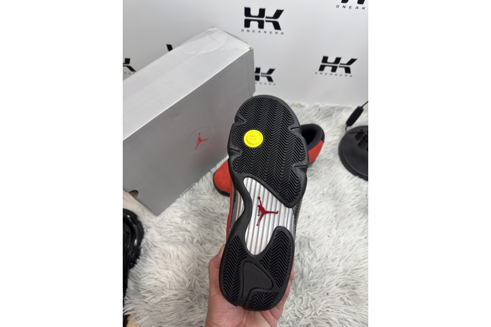 Jordan 14 Retro Ferrari 2025 IF5015-600