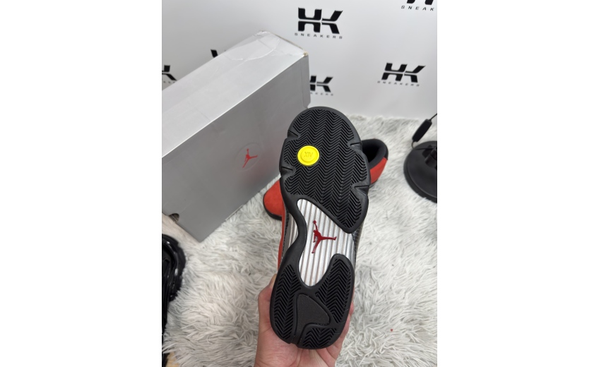 Jordan 14 Retro Ferrari 2025 IF5015-600
