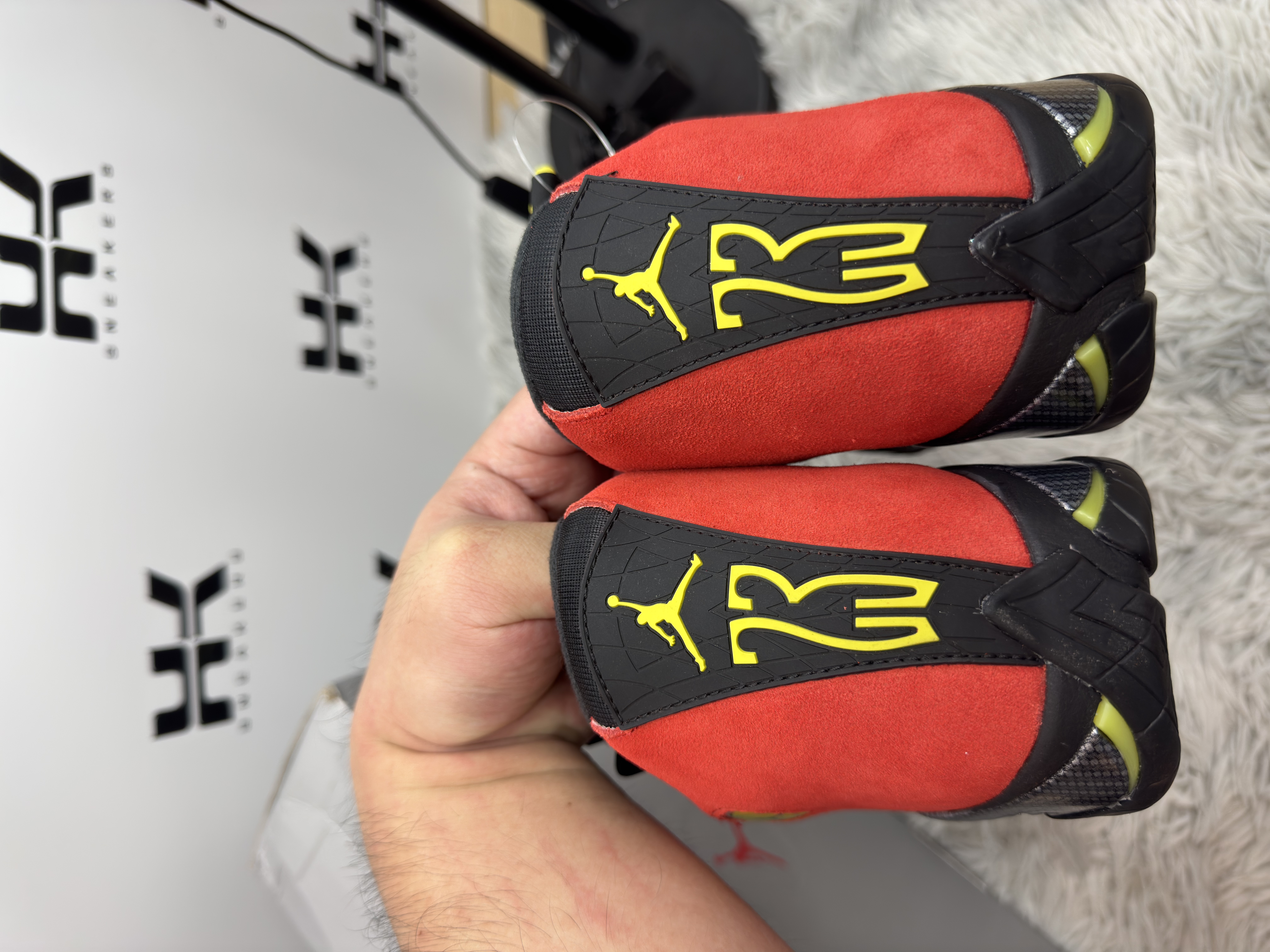 Jordan 14 Retro Ferrari 2025 IF5015-600