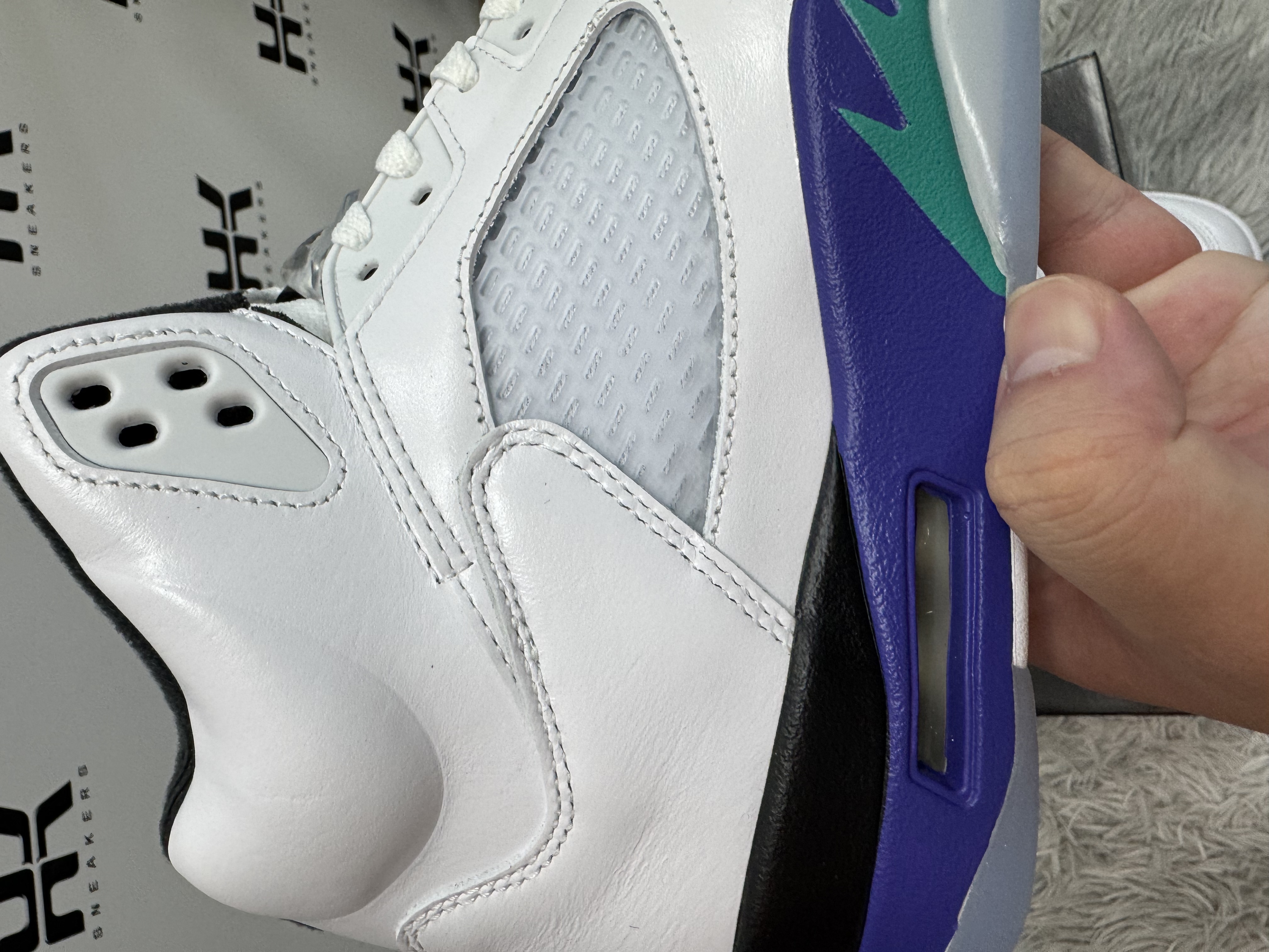 Jordan 5 Retro Grape (2025) HQ7978-100