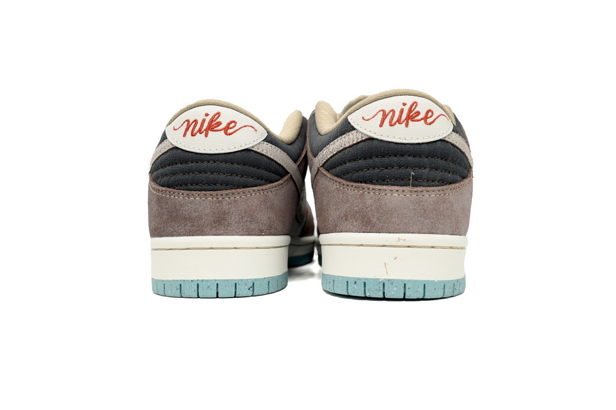 Nike SB Dunk Low Big Money Savings FZ3129-200