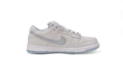 Nike SB Dunk Low White Lobster (Friends and Family) FD8776-100 02
