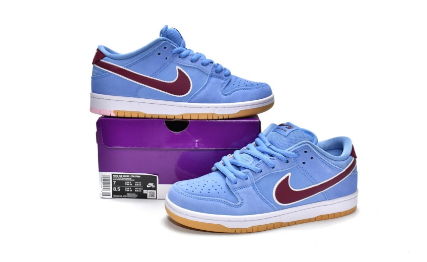Nike SB Dunk Low Philadelphia Phillies DQ4040-400