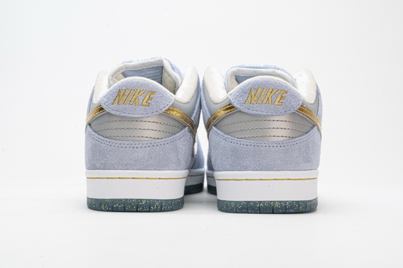 Nike SB Dunk Low Sean Cliver DC9936-100