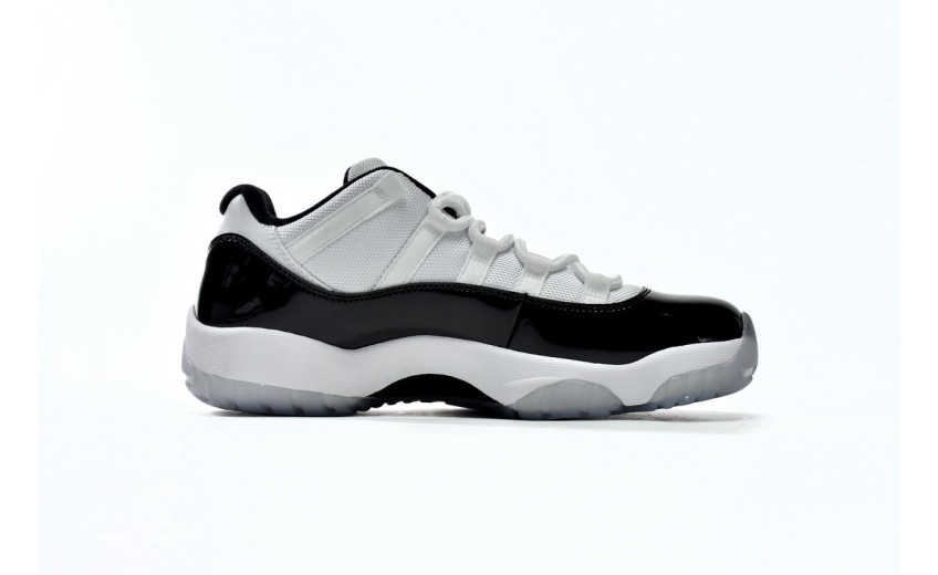 Jordan 11 Retro Low Concord 528895-153