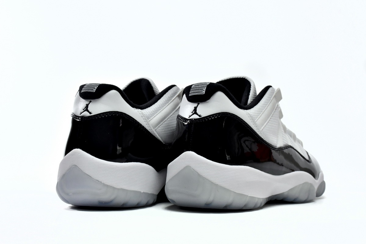 Jordan 11 Retro Low Concord 528895-153
