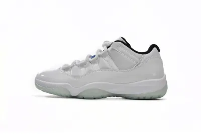 Jordan 11 Retro Low Legend Blue AV2187-117 01