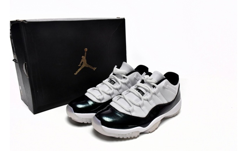 Jordan 11 Retro Low Iridescent 528895-145