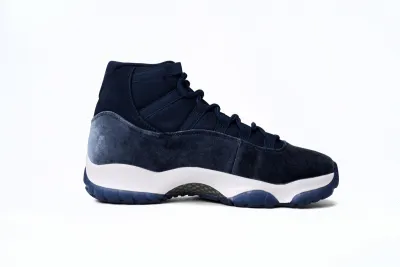 Jordan 11 Retro Midnight Navy AR0715-441 02