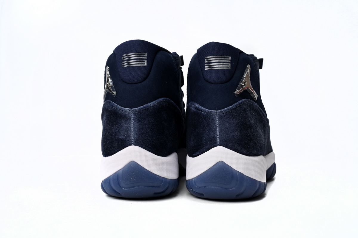 Jordan 11 Retro Midnight Navy AR0715-441