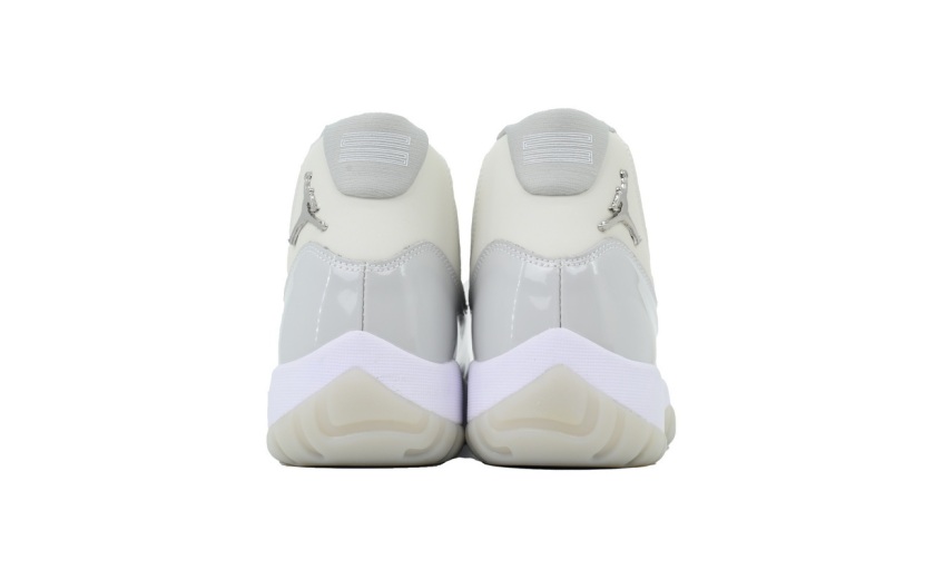 Jordan 11 Retro White Metallic Silver AR0715-100