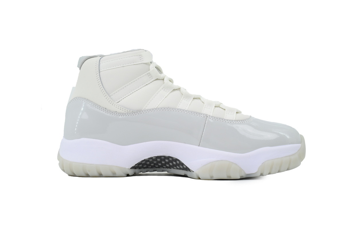 Jordan 11 Retro White Metallic Silver AR0715-100