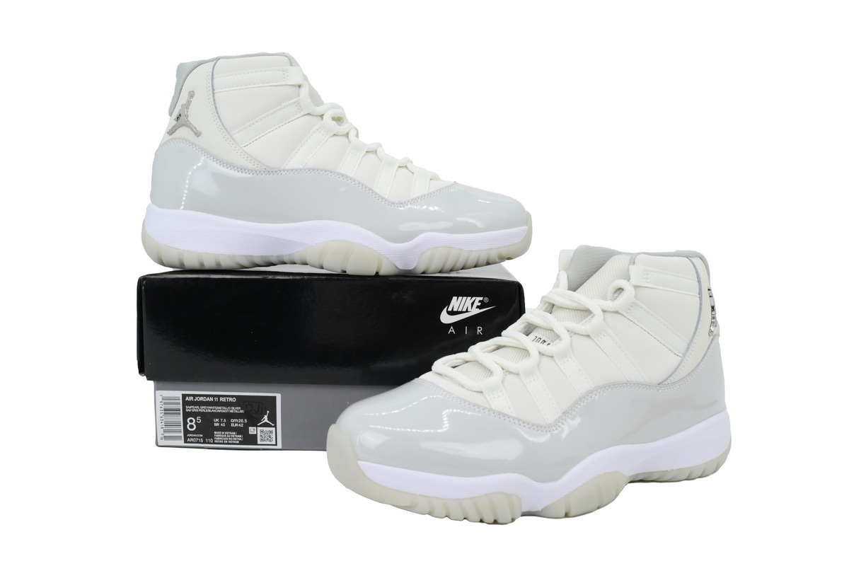 Jordan 11 Retro White Metallic Silver AR0715-100