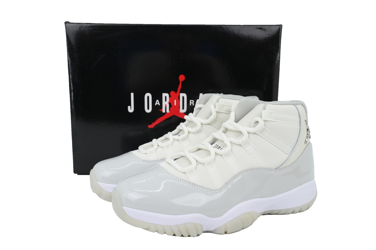 Jordan 11 Retro White Metallic Silver AR0715-100