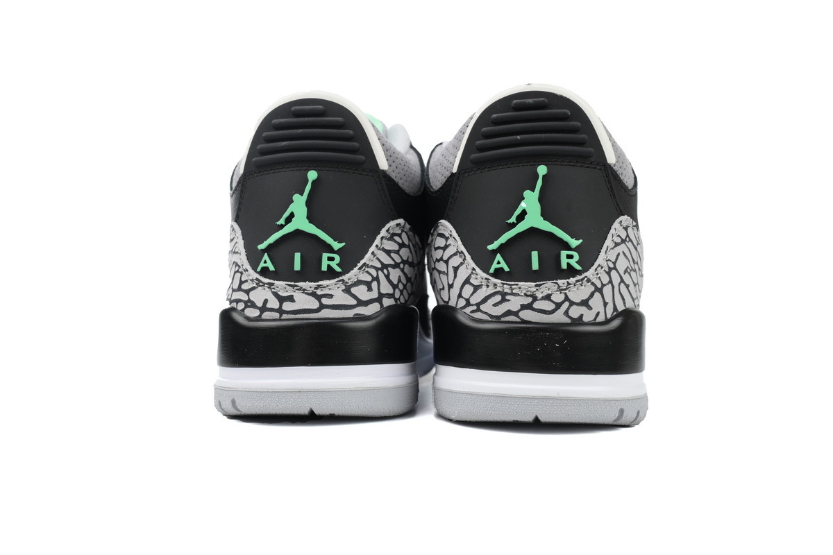 Jordan 3 Retro Green Glow CT8532-031