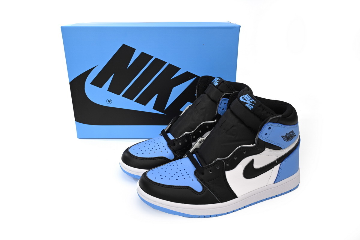 Jordan 1 Retro High OG UNC Toe DZ5485-400