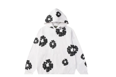 Denim Tears The Cotton Wreath Sweatshirt Black and White 01