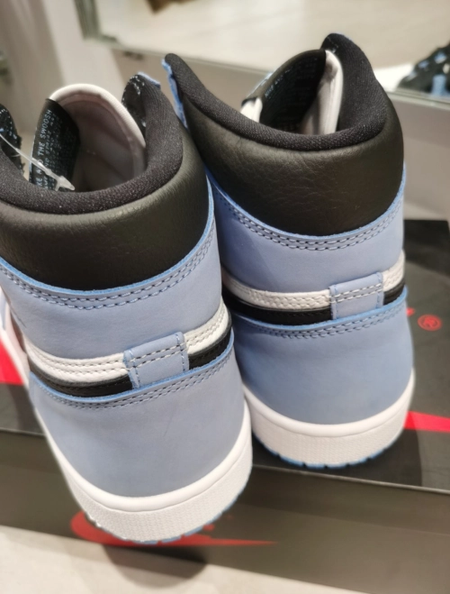 Jordan 1 Retro High OG University Blue 555088-134 review 