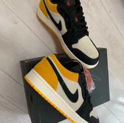 Jordan 1 Low Sail University Gold Black 553558-127 review Verdeflor 02