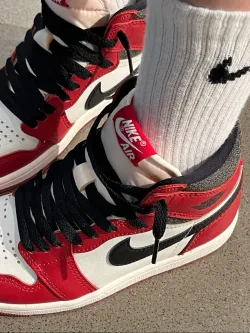 Jordan 1 Retro High OG Chicago Lost and Found DZ5485-612 review Jeff 02