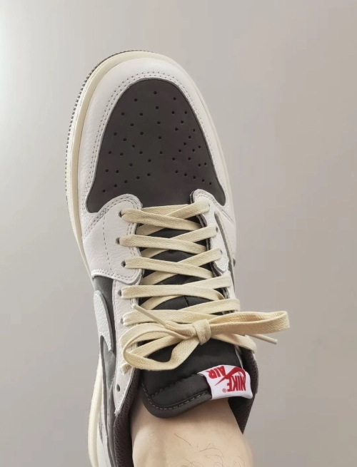 Jordan 1 Retro Low OG SP Travis Scott Reverse Mocha DM7866-162 review 