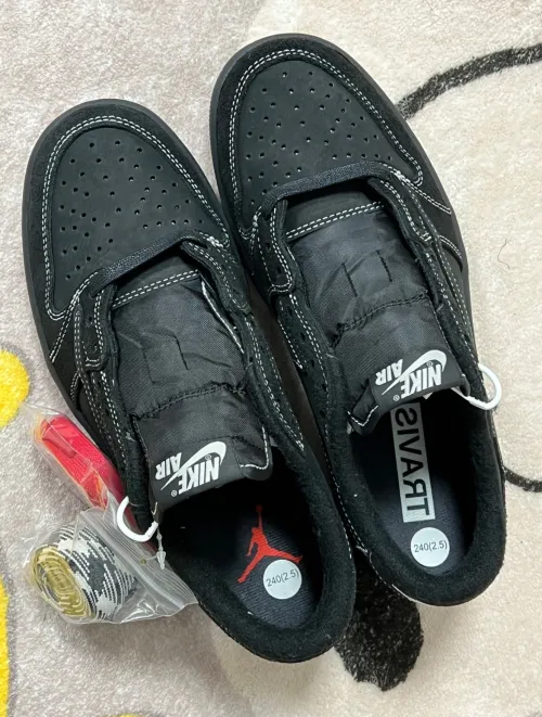 Air Jordan 1 Low Black Phantom Travis Scott DM7866-001 review 
