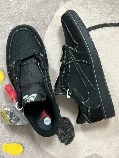 Air Jordan 1 Low Black Phantom Travis Scott DM7866-001 review Charles 01