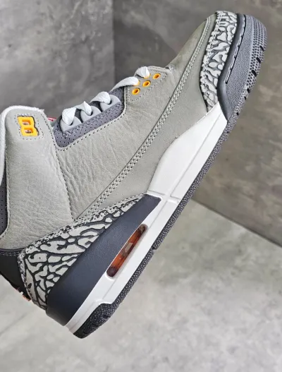 Jordan 3 Retro Cool Grey (2021) CT8532-012 review Bey 01