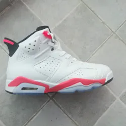 Jordan 6 Retro Infrared White 384664-123 review Raquel 01