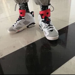 Jordan 6 Retro Tinker 384664-104 review Eric 02