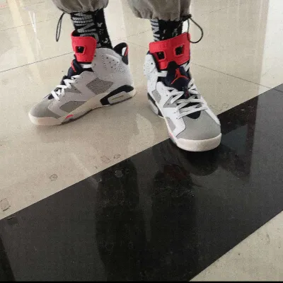 Jordan 6 Retro Tinker 384664-104 review Eric 01