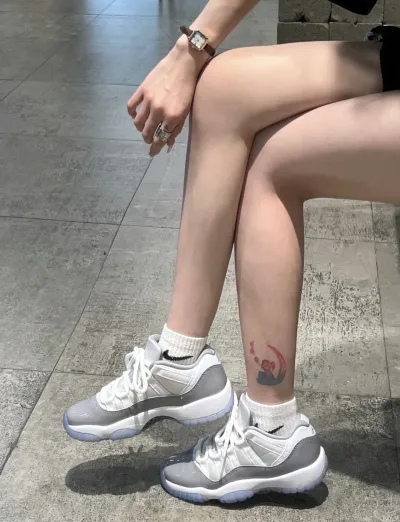 Jordan 11 Retro Low Cement Grey AV2187-140 review Nik 01