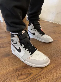 Jordan 1 Retro High OG Defiant SB NYC to Paris  CD6578-006 review Richard 02