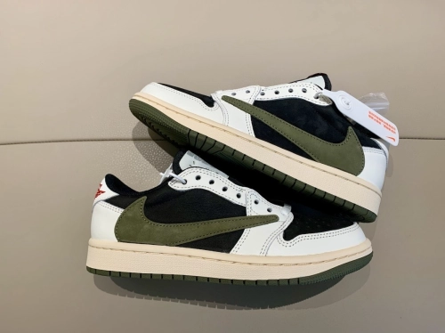Jordan 1 Retro Low OG SP Travis Scott Olive (Women's) DZ4137-106 review 