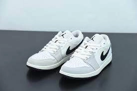 Air Jordan 1 Low Astrograbber DC3533-100 review 