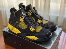 Air Jordan 4 Retro Thunder 308497- 008 review 