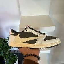 Jordan 1 Travis Scott Low Reverse Mocha Reps Sneaker DM7866-162 review 